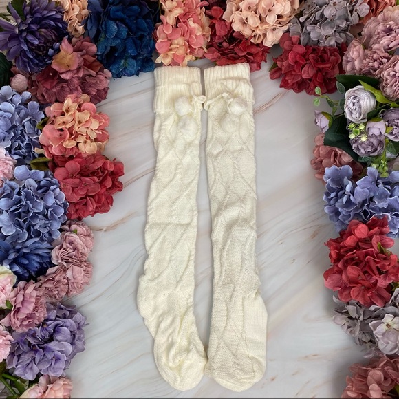 Sexy Over Knee White Cable Knit Socks with Pom Poms - Picture 3 of 13